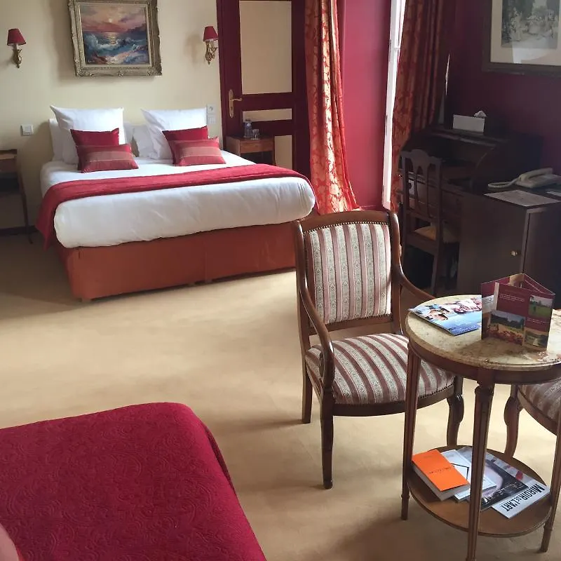 סן מלו Chateau Hotel Du Colombier 4*, סן מלו צרפת